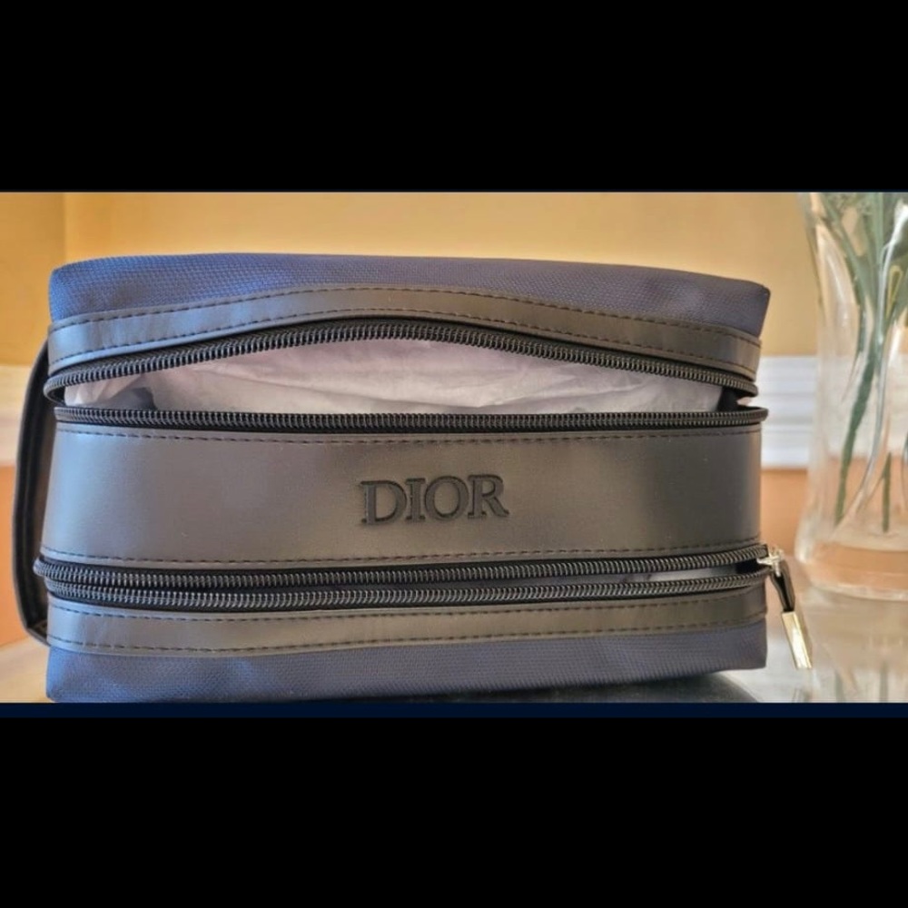 Dior - Picture 2 of 4